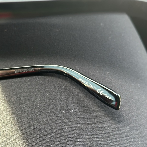 Saint Laurent Sunglasses - Picture 4 of 5